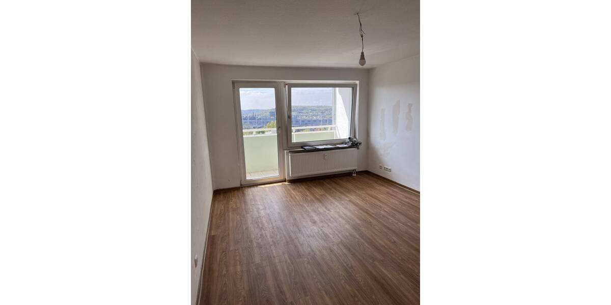 Etagenwohnung Völklingen Stadtmitte - 2 Zimmer, 60 m&sup2;, 390&euro; | Angebot:26740404