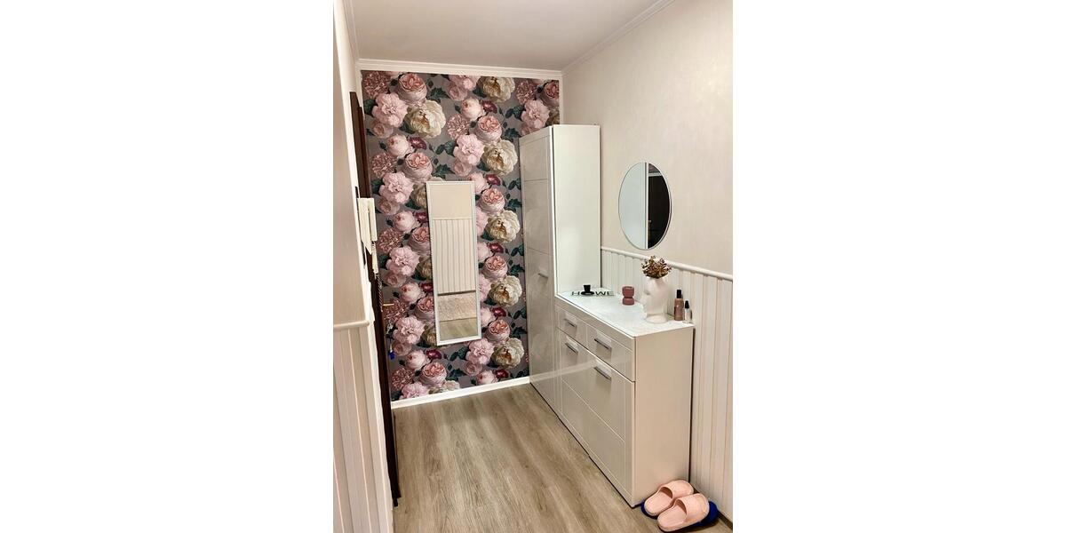 Etagenwohnung Köln Porz - 3 Zimmer, 100 m&sup2;, 1.700&euro; | Angebot:26648899