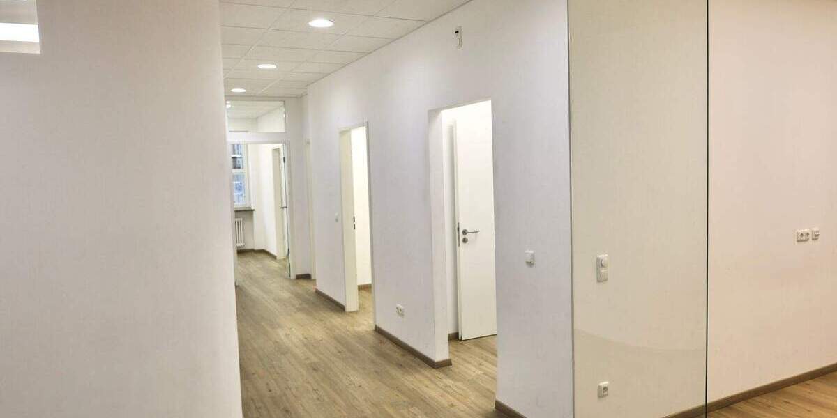 Gewerbeobjekt Bad Tölz - 8 Zimmer, 140 m&sup2;, 1.500&euro; | Angebot:23252855