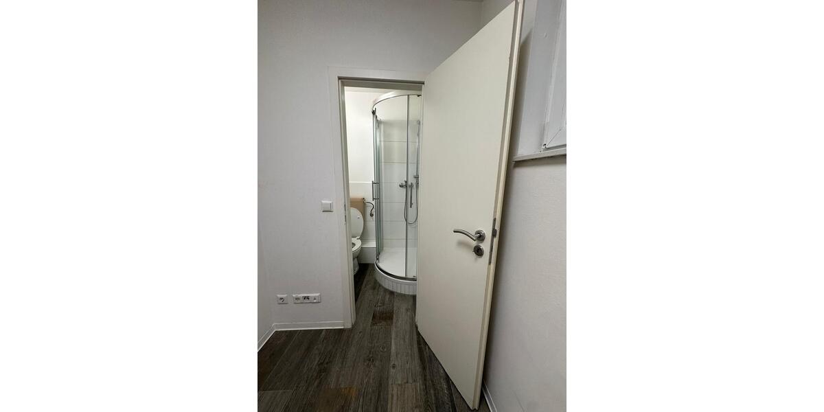 Helle 2-Zimmer-Wohnung mit Fußbodenheizung & Tiefgarage 3 zimmer