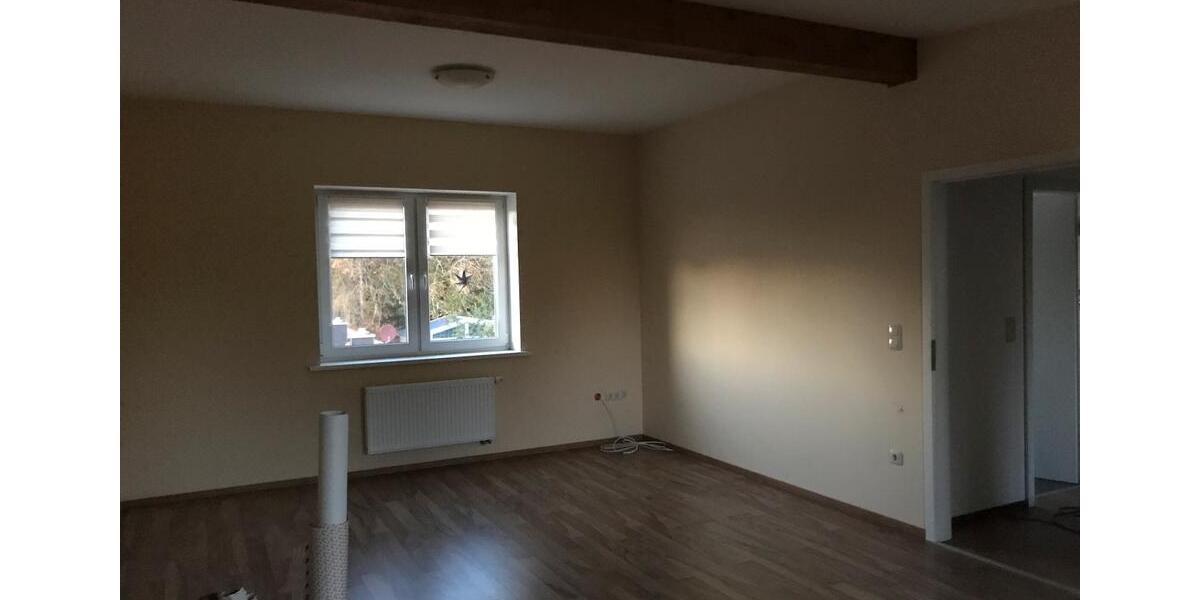 Etagenwohnung Itzehoe - 2.5 Zimmer, 90 m&sup2;, 870&euro; | Angebot:26495424