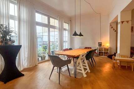 Wohnung zum Mieten in Mönchengladbach 900 € 120 m² 4 zimmer