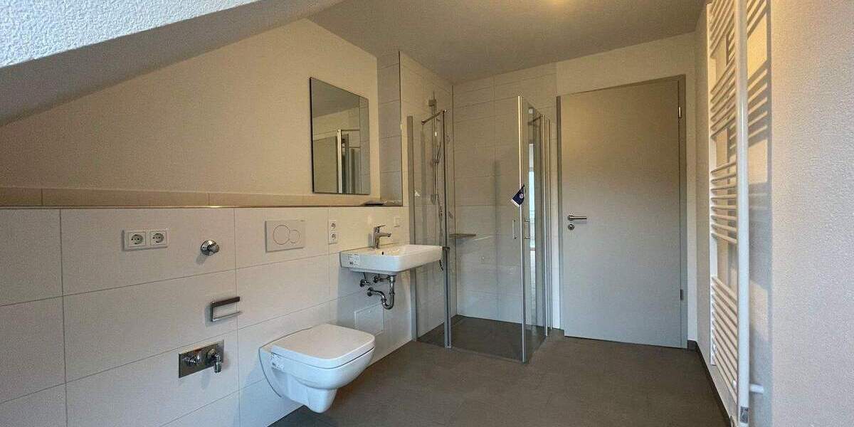 Etagenwohnung Ravensburg Innenstadt - 4 Zimmer, 97 m&sup2;, 1.670&euro; | Angebot:25690398