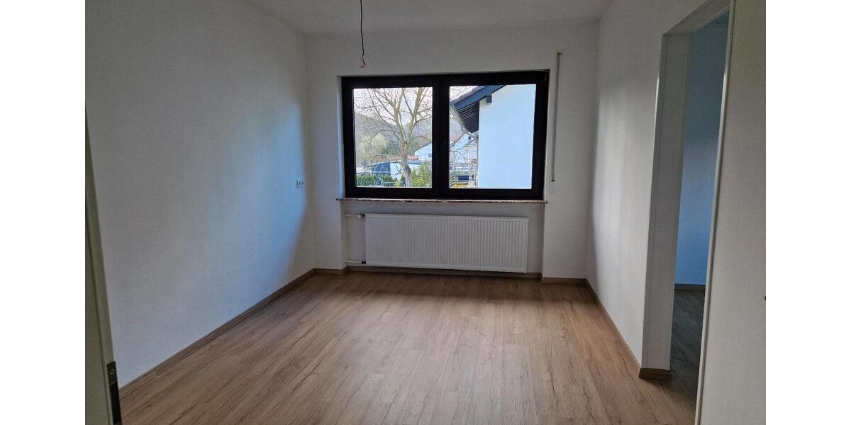 Erdgeschoßwohnung Hargesheim - 5 Zimmer, 136 m&sup2;, 1.260&euro; | Angebot:26221498