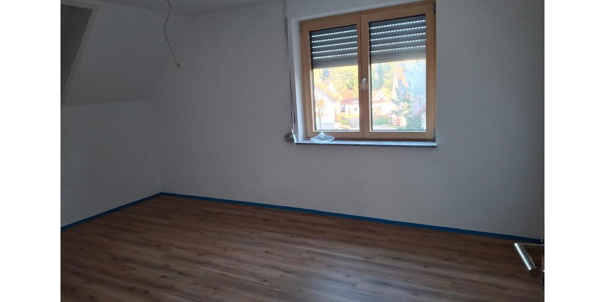 Etagenwohnung Mainhardt - 4 Zimmer, 103 m&sup2;, 950&euro; | Angebot:24732679