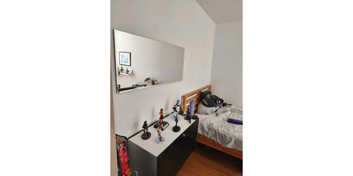 Wohnen auf Zeit Bremerhaven Mitte - 4 Zimmer, 17 m&sup2;, 330&euro; | Angebot:26502274