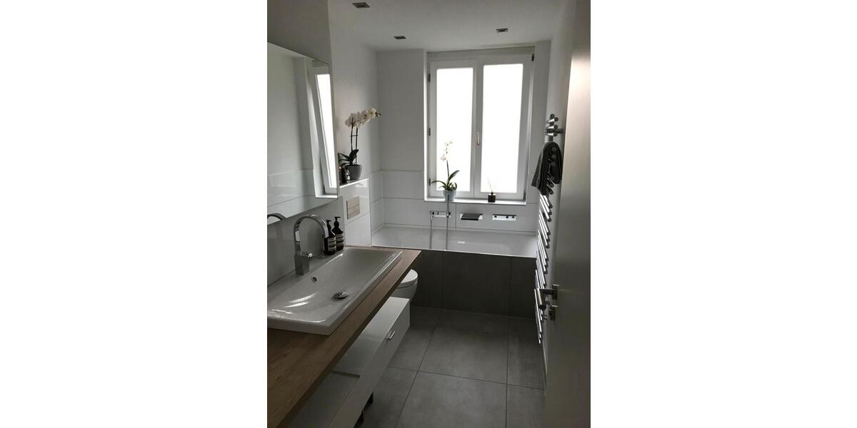 Etagenwohnung Starnberg - 3 Zimmer, 81 m&sup2;, 1.000&euro; | Angebot:24512323