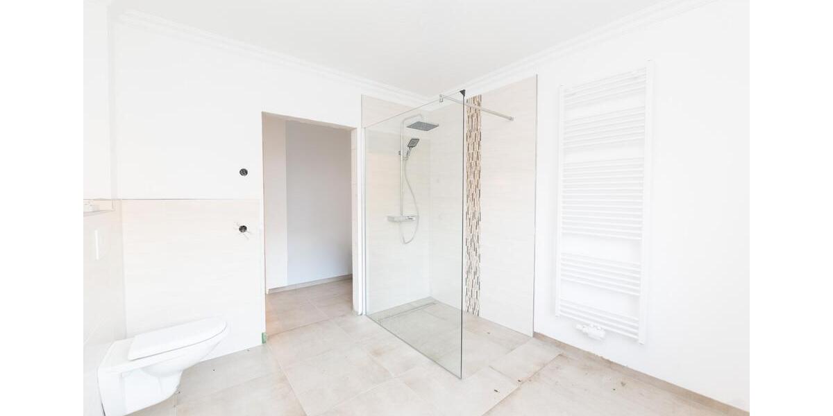 Doppelhaushälfte Hemmoor - 4 Zimmer, 98 m&sup2;, 1.225&euro; | Angebot:23688448