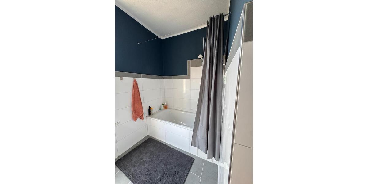 Wohnen auf Zeit Kiel - 20 Zimmer, 100 m&sup2;, 550&euro; | Angebot:26640712