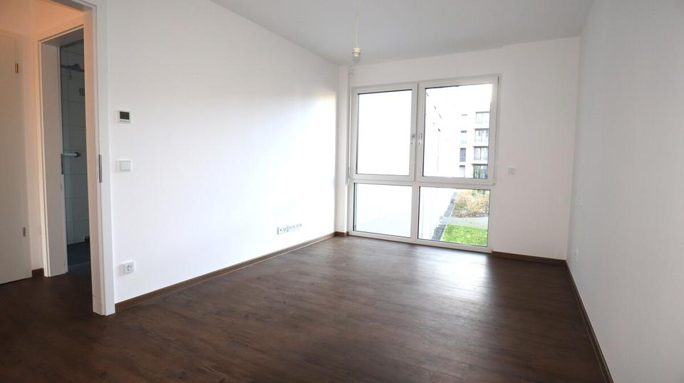 Etagenwohnung Bergisch Gladbach - 2 Zimmer, 82 m&sup2;, 1.190&euro; | Angebot:25444620