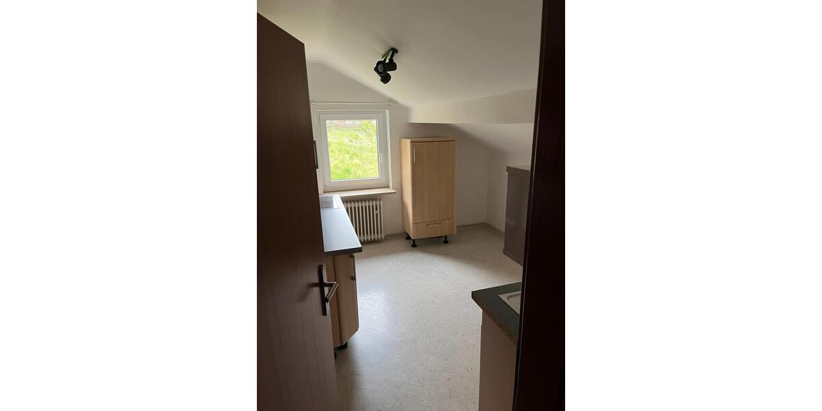 Dachgeschoßwohnung Eichstätt - 2 Zimmer, 37 m&sup2;, 450&euro; | Angebot:26013013