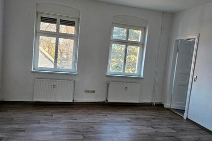 Schöne Helle 2 Raum Wohnung zu Vermieten 2 zimmer