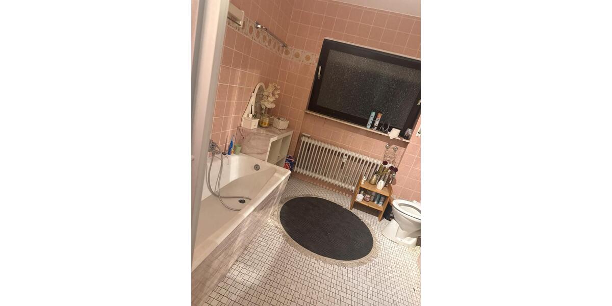 Wohnen auf Zeit Darmstadt Eberstadt - 4 Zimmer, 180 m&sup2;, 1.150&euro; | Angebot:26502208