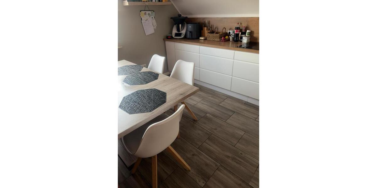 Dachgeschoßwohnung Neubulach - 4 Zimmer, 84 m&sup2;, 1.250&euro; | Angebot:26291507