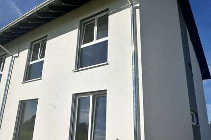 Haus zum Mieten in Ergolding 1.800 € 119.75 m² 4 zimmer