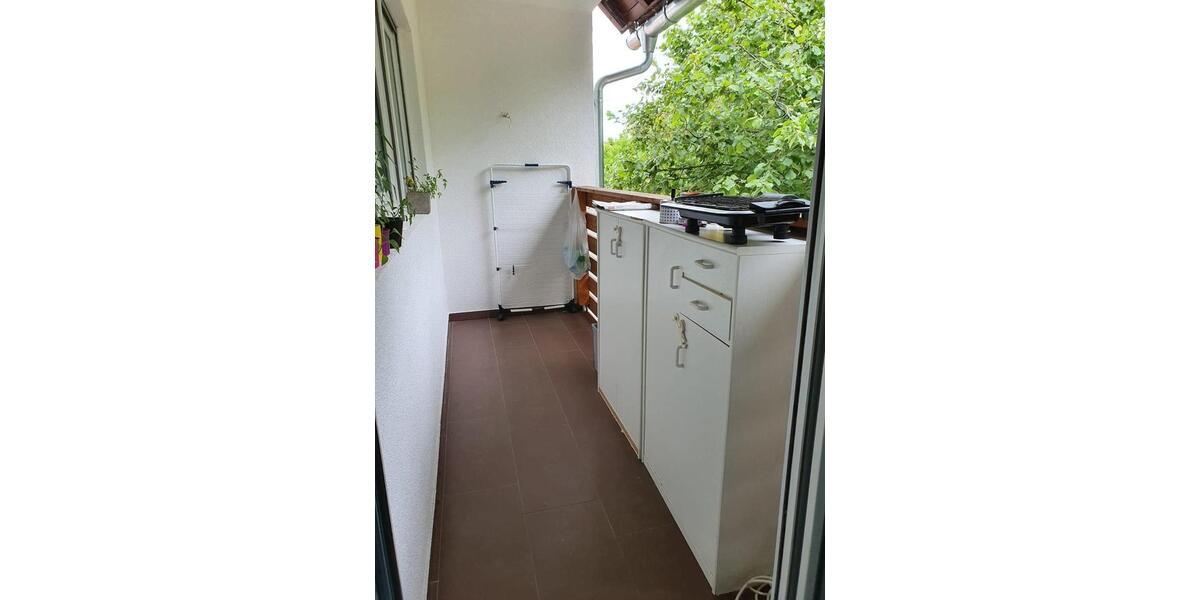 Modernisierte Wohnung mit vier Zimmern- Balkon - Garten 4 zimmer