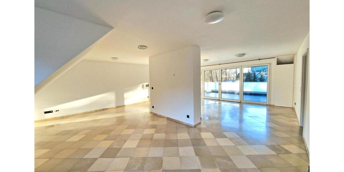 Etagenwohnung Börnsen - 3 Zimmer, 128 m&sup2;, 1.690&euro; | Angebot:25831333