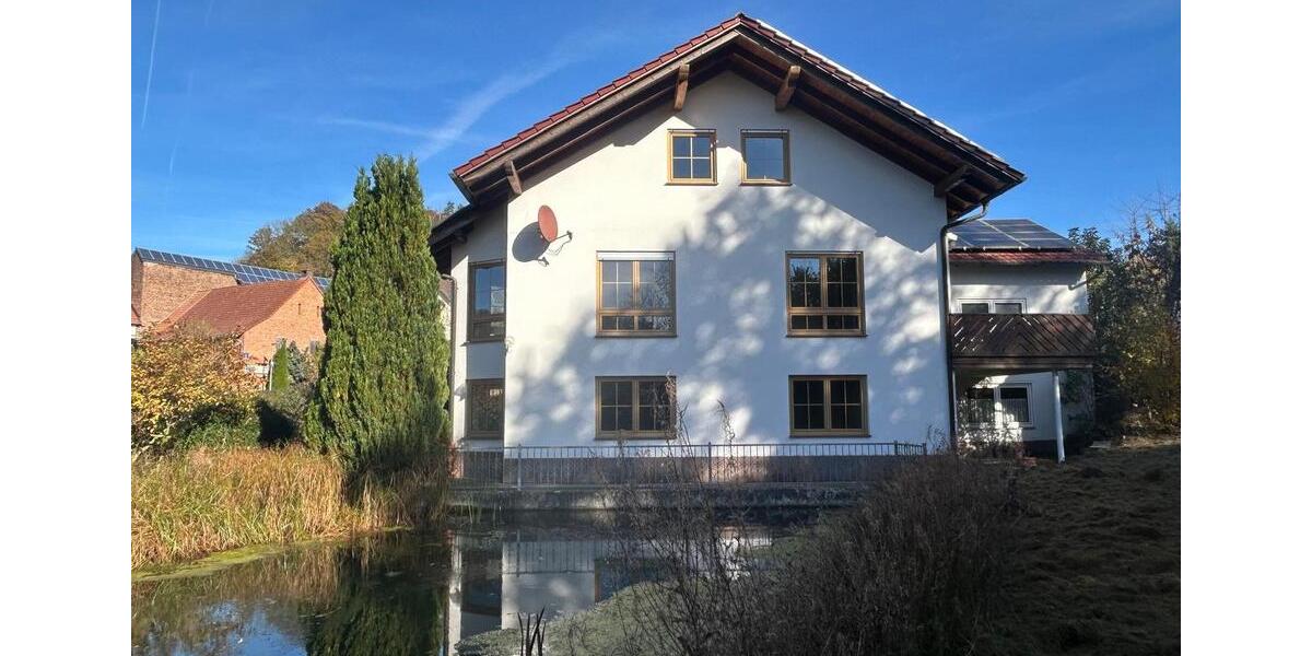 Einfamilienhaus Bebra - 6.5 Zimmer, 152 m&sup2;, 1.348&euro; | Angebot:21845134