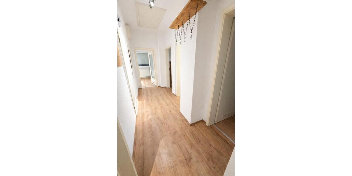 Dachgeschoßwohnung Hamm Bockum - 3 Zimmer, 65 m&sup2;, 500&euro; | Angebot:25163133