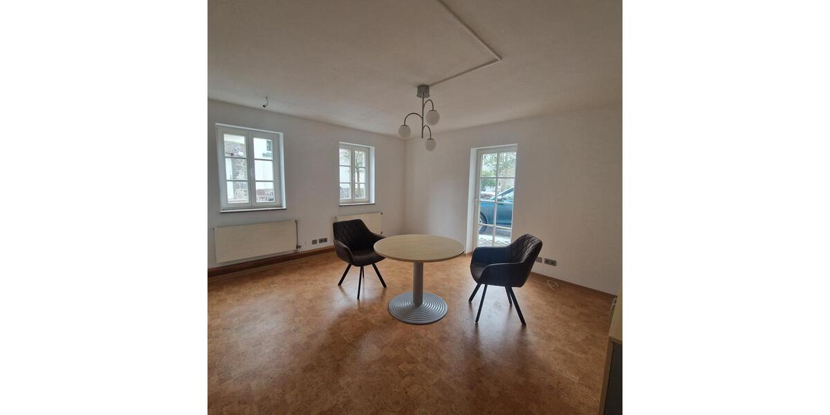 Gewerbeobjekt Radebeul - 1.350&euro; | Angebot:25102833