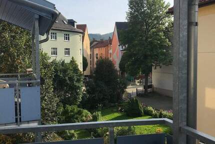 Zentrale Lage: 2-Raum-Wohnung mit Balkon 2 zimmer