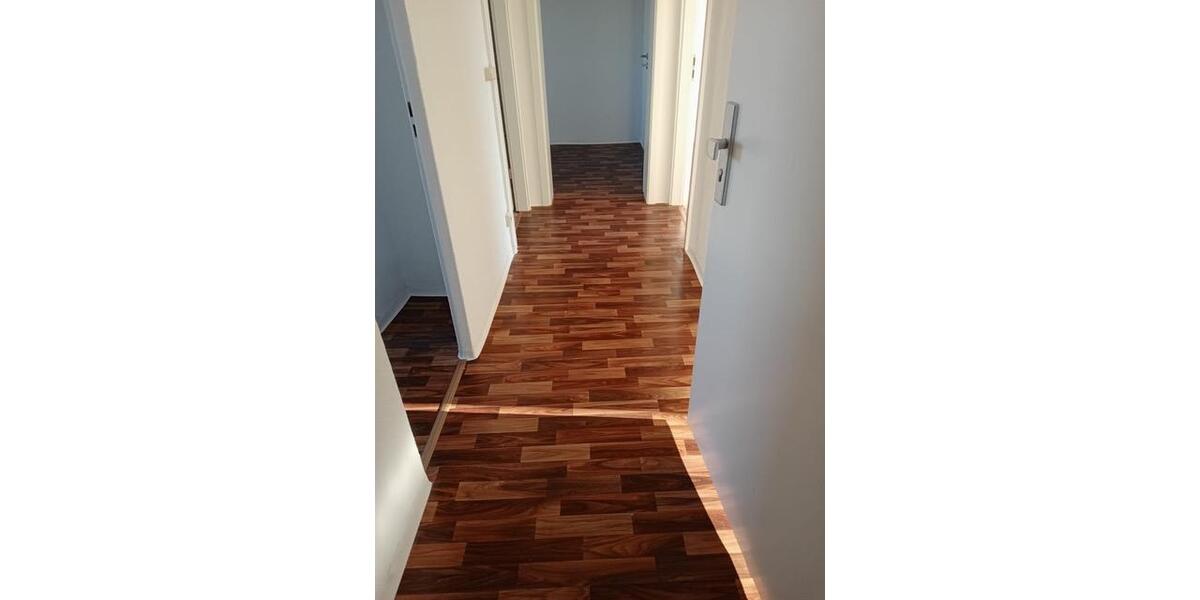 Etagenwohnung Saalfeld (Saale) - 3 Zimmer, 61 m&sup2;, 366&euro; | Angebot:26647248