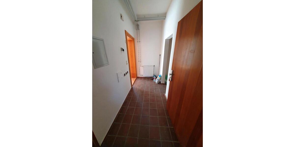 Erdgeschoßwohnung Bayerisch Gmain - 2 Zimmer, 68 m&sup2;, 845&euro; | Angebot:24199063