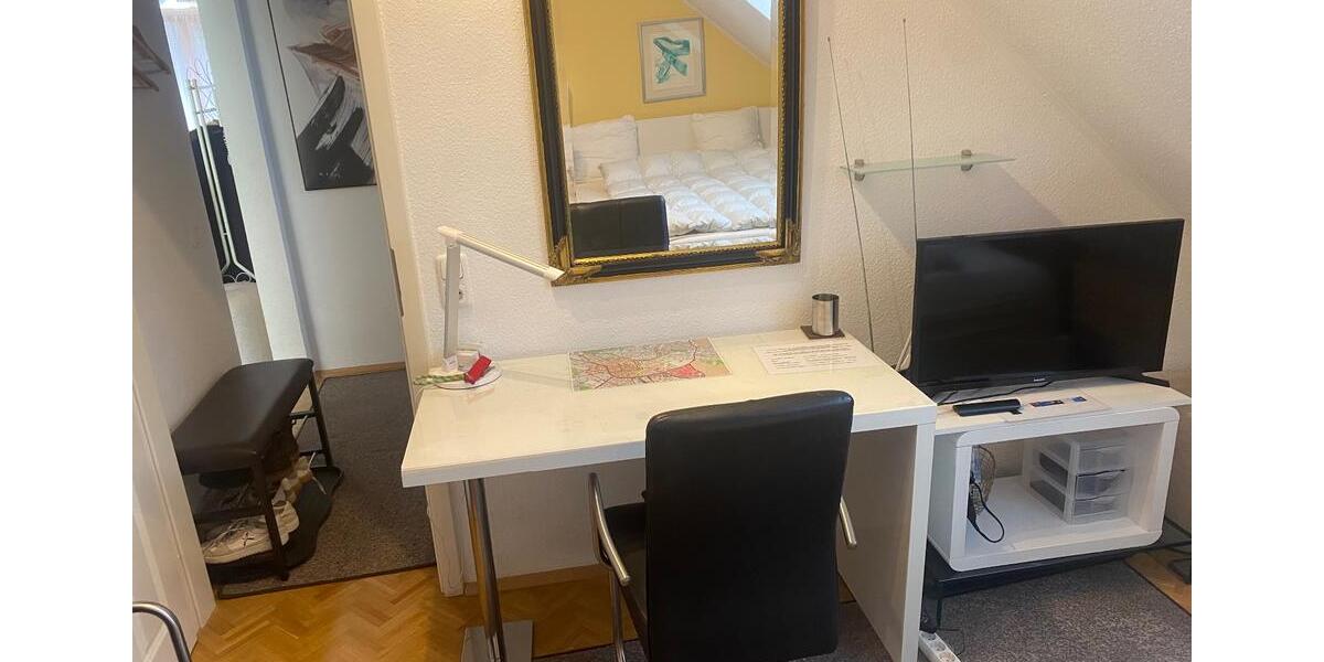 Berufstätigen-WG: Möbliertes Zimmer Bestlage Wiesbaden ab 1 Monat 5 zimmer