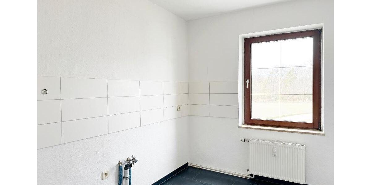 Etagenwohnung Nünchritz - 3 Zimmer, 62 m&sup2;, 320&euro; | Angebot:25979090