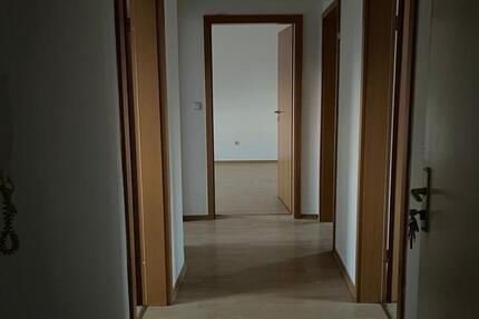 Wohnung Trier Nord - 3 Zimmer, 70 m&sup2;, 940&euro; | Angebot:26238647