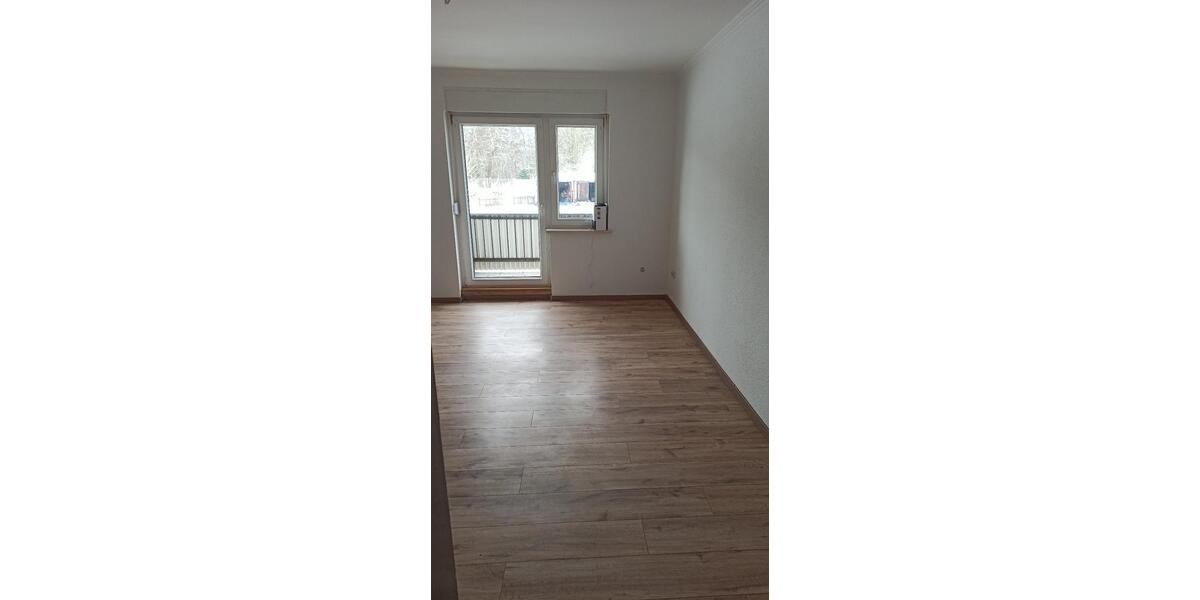 Erdgeschoßwohnung Stendal - 3 Zimmer, 60 m&sup2;, 350&euro; | Angebot:25026216