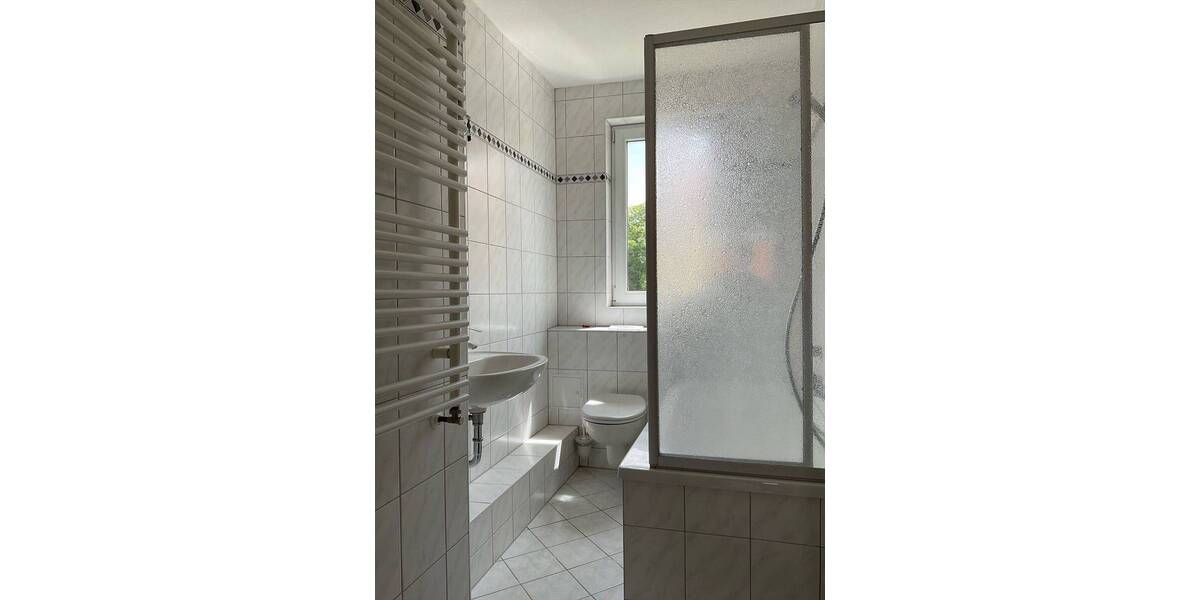 Etagenwohnung Bad Lauchstädt Kleinlauchstädt - 3 Zimmer, 58 m&sup2;, 359&euro; | Angebot:26798942