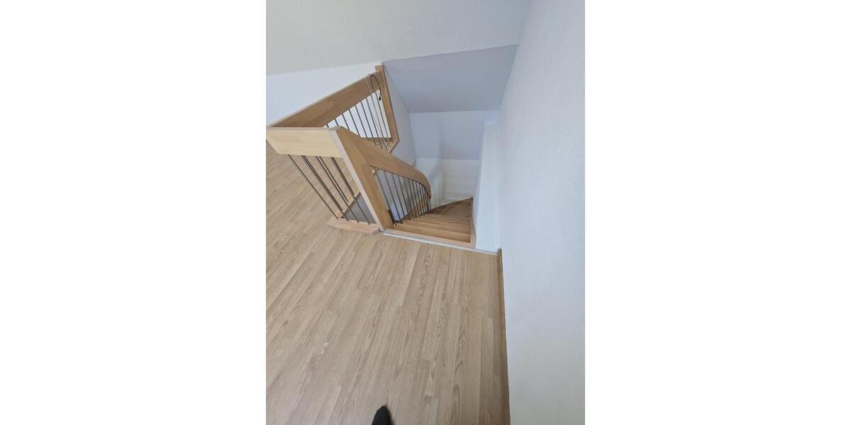 Maisonettenwohnung Querfurt - 2.5 Zimmer, 57 m&sup2;, 380&euro; | Angebot:26412895