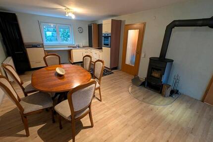 Wohnung Kraichtal - 2 Zimmer, 80 m&sup2;, 700&euro; | Angebot:25046468