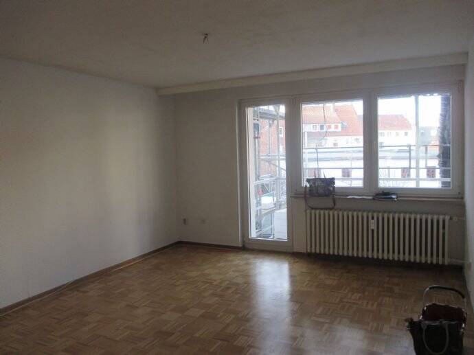 Schöne 2 Zimmer Wohnung mit Balkon in der Oststadt