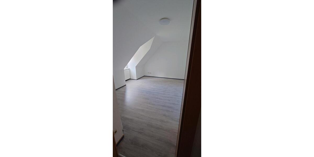 Etagenwohnung Schneverdingen - 3 Zimmer, 100 m&sup2;, 690&euro; | Angebot:26696478