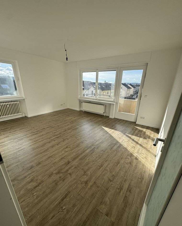 Wohnung zum Mieten in Obernburg am Main 790 € 81.94 m² 4 zimmer