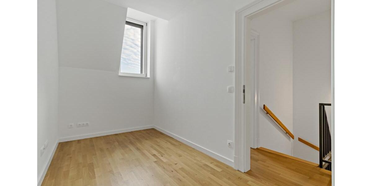 Maisonettenwohnung Halle (Saale) Am Wasserturm/Thaerviertel - 5 Zimmer, 113 m&sup2;, 1.407&euro; | Angebot:23847467