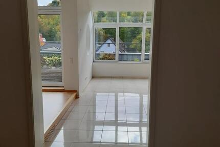 Elegante 2-Zimmer Maisonette-Wohnung mit Galerie und Dachterrasse 2 zimmer