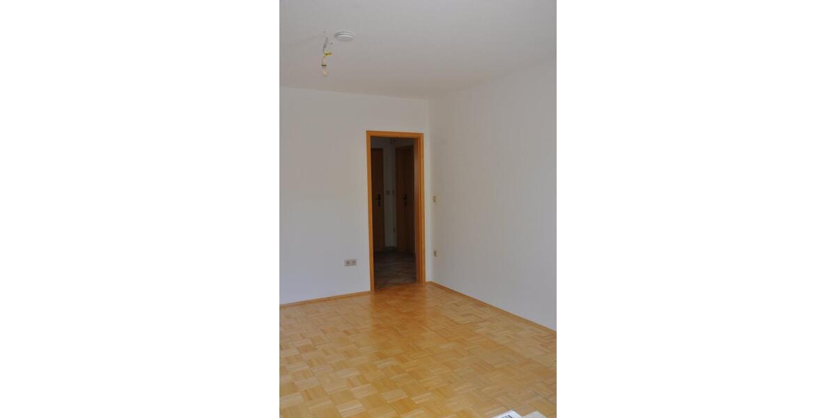 Etagenwohnung Brandis - 3 Zimmer, 80 m&sup2;, 720&euro; | Angebot:26626262