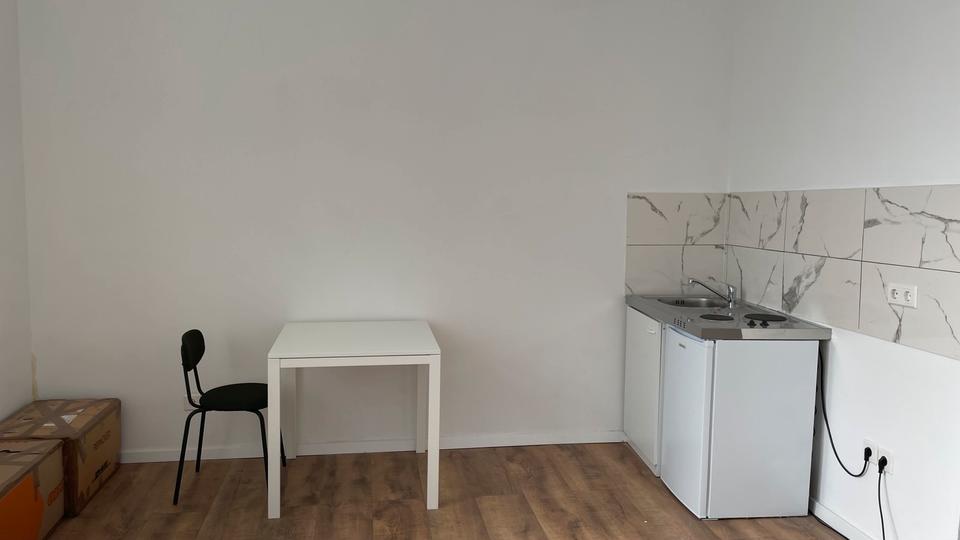 Etagenwohnung Bonn - 1 Zimmer, 20 m&sup2;, 750&euro; | Angebot:26137798