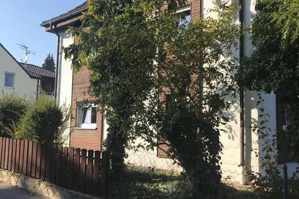 Haus Simbach - 5 Zimmer, 150 m&sup2;, 1.200&euro; | Angebot:25239390