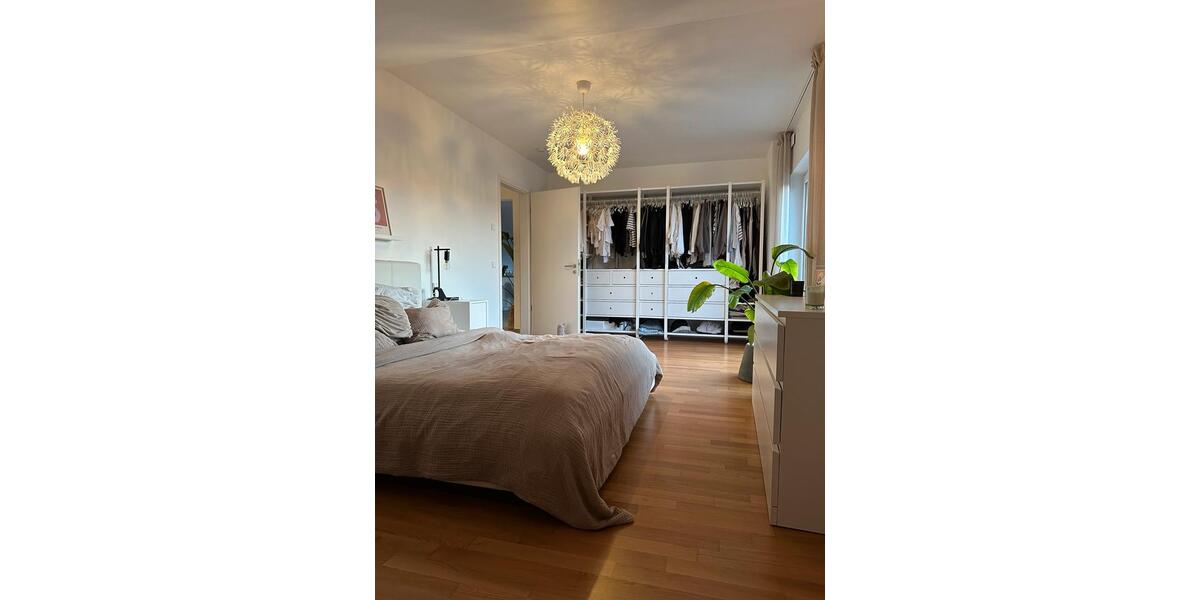 Dachgeschoßwohnung Bitburg - 3 Zimmer, 104 m&sup2;, 1.270&euro; | Angebot:25952477