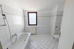 Etagenwohnung Zwickau Innenstadt - 2 Zimmer, 64 m&sup2;, 385&euro; | Angebot:26189805