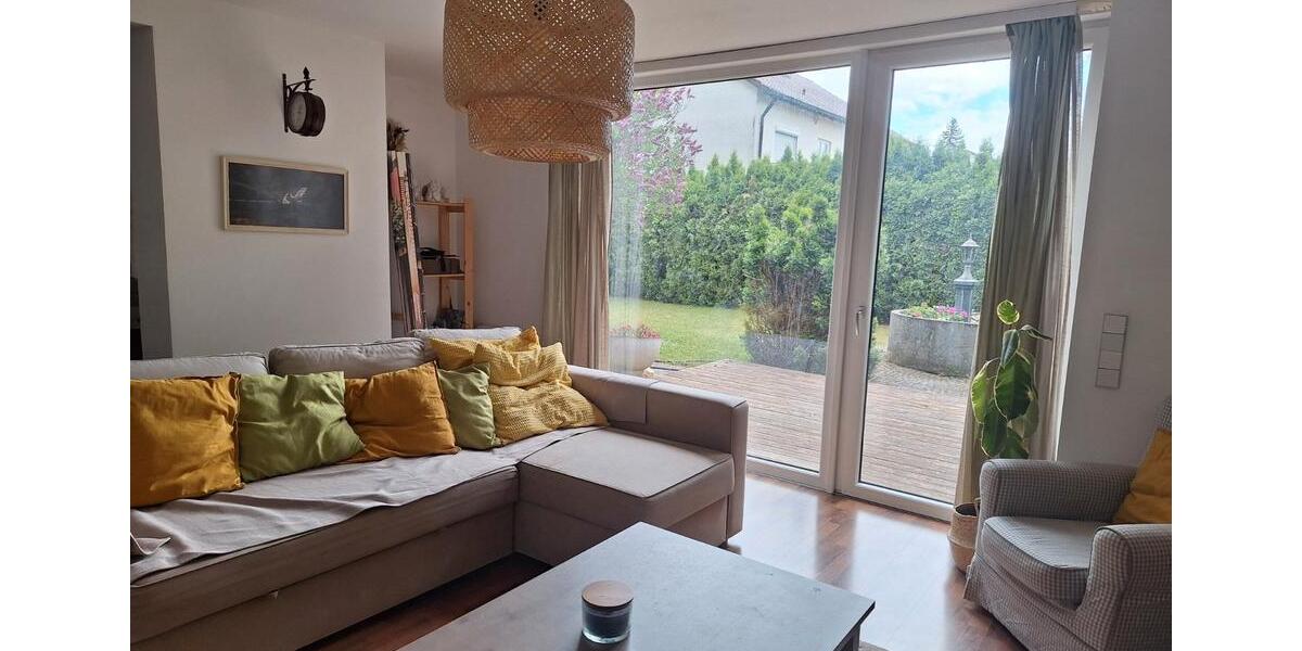 Erdgeschoßwohnung Pfullendorf - 3.5 Zimmer, 100 m&sup2;, 1.300&euro; | Angebot:26588243