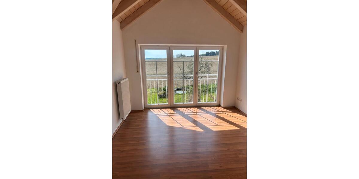 Einfamilienhaus Neumarkt-Sankt Veit Sankt Veit - 9 Zimmer, 240 m&sup2;, 2.400&euro; | Angebot:26252326