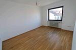 Etagenwohnung Ludwigshafen am Rhein Ludwigshafen-Oggersheim - 3 Zimmer, 85 m&sup2;, 1.300&euro; | Angebot:26197786