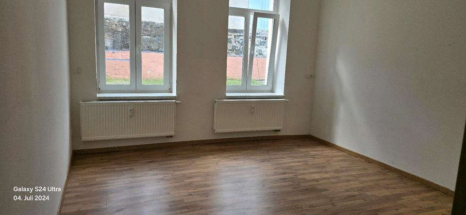 Erdgeschoßwohnung Plauen - 4 Zimmer, 110 m&sup2;, 700&euro; | Angebot:24804299