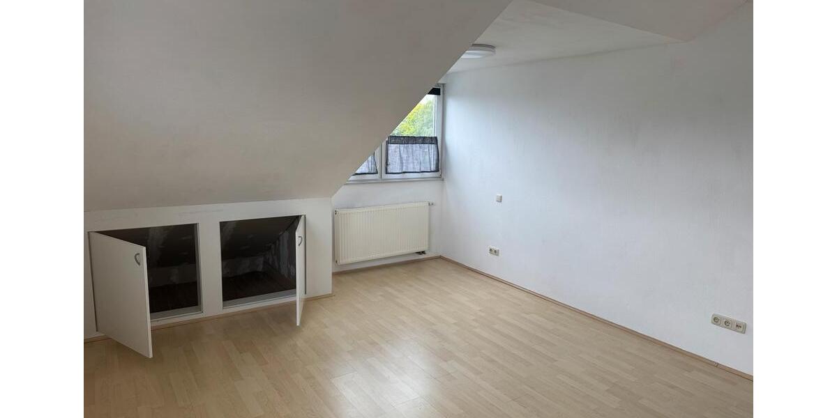 Dachgeschoßwohnung Simmerath - 2 Zimmer, 65 m&sup2;, 620&euro; | Angebot:26614516