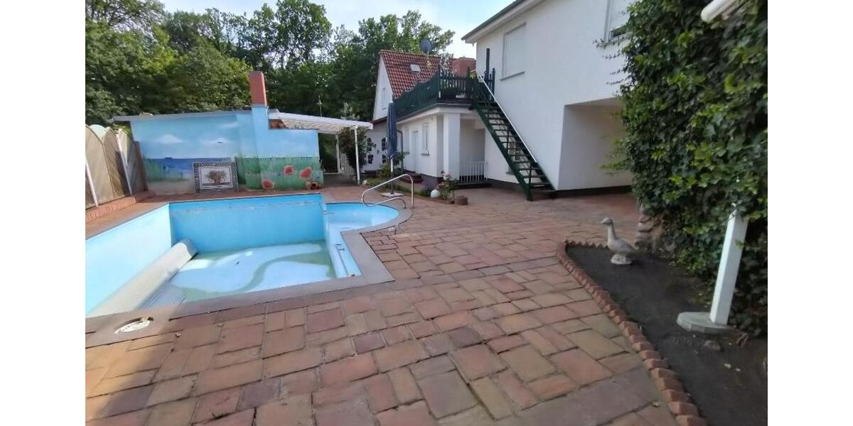Charmantes Einfamilienhaus mit Pool und 3 Zimmer 3 zimmer